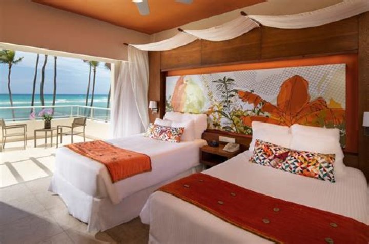 Breathless Punta Cana Resort &amp; Spa: Your Ultimate All-Inclusive Getaway